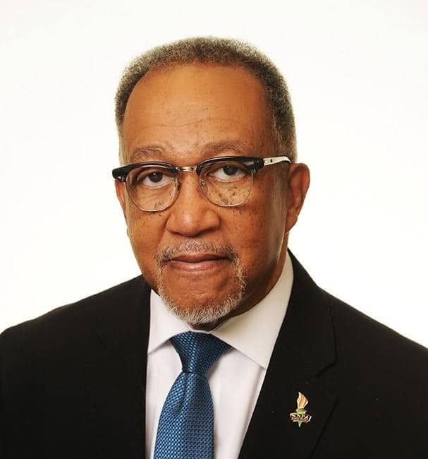 Dr. Chavis